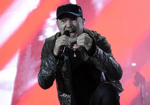 Mai stati pi&ugrave; liberi che a un concerto di Vasco: Ferrara diventa un gigantesco Roxy Bar