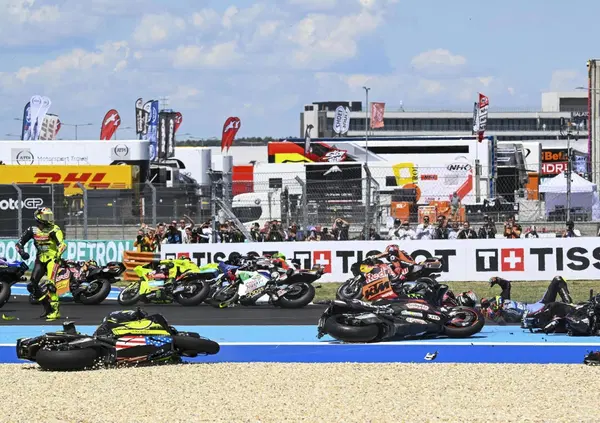 La crocifissione (a orologeria) di Jorge Mart&igrave;n? Giusto punirlo, ma non esageriamo, perch&eacute; questa MotoGP merita altro