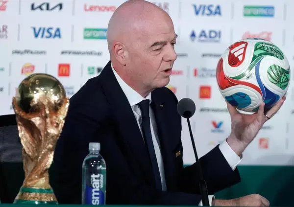 &ldquo;Il mio Mondiale controverso? State nel chill&rdquo;: caro Infantino, ma dove vivi? Il presidente della Fifa &egrave; imbarazzante. E la Gazzetta gli lascia pure lo spazio per un&rsquo;editoriale (senza fare domande)