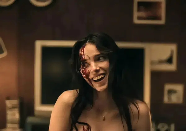 Vi spieghiamo perch&eacute; Inde Navarrette di &ldquo;Obsession&rdquo; &egrave; diventa l&rsquo;ossessione collettiva del web