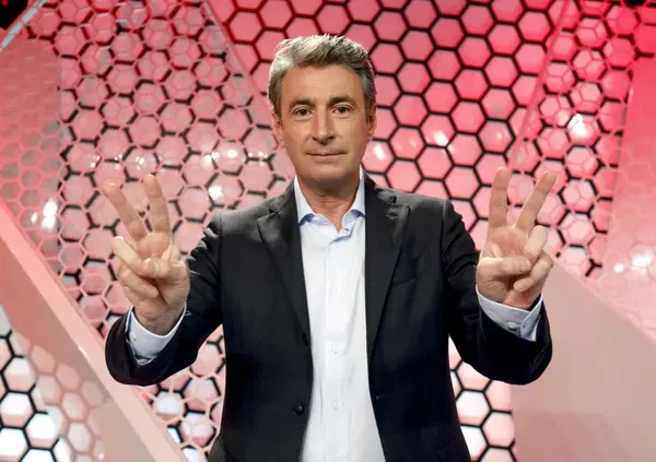 Intanto mettiamo il porco all&rsquo;ombra: Mediaset porta via Milo Infante alla Rai ma non sa che farsene