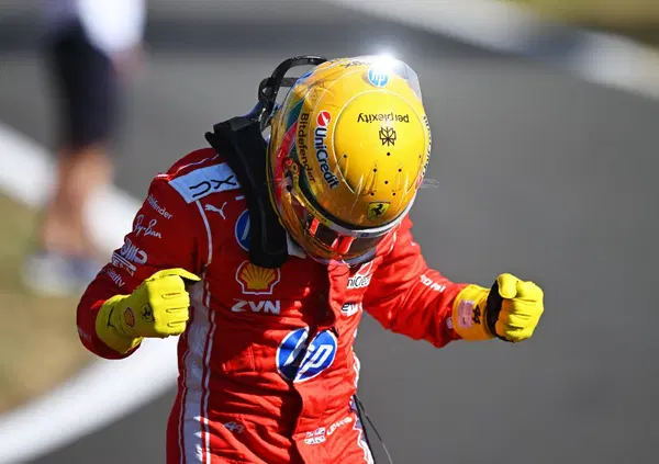 &ldquo;Non mi fermo finch&eacute; non arriveremo all&rsquo;ottavo titolo&rdquo;: Hamilton infiamma Silverstone, poi si prende una pole senza senso ringraziando (continuamente) la sua Ferrari