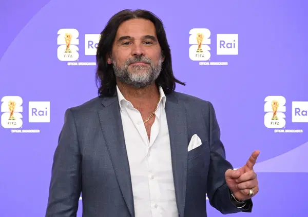 Cari radical chic, babbioni del web, cari Paladino e Crosetti: di Lele Adani e di questo calcio non avete capito niente