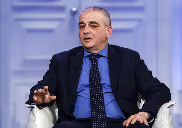 E se dietro la bomba ci fossero i Servizi? Ranucci in Commissione Antimafia accusava Fazzolari e gli 007: tutto quello che dovete sapere sull'audizione desecretata