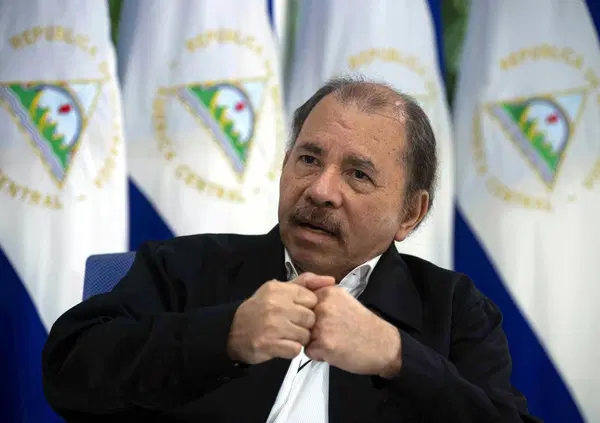 C'&egrave; una nuova dittatura nel mondo. Avete visto cosa ha detto il presidente Ortega del Nicaragua? &ldquo;Stop alle elezioni per fermare golpisti e Usa&rdquo;. Dalla Rivoluzione del '79 al sogno socialista: ecco cosa resta