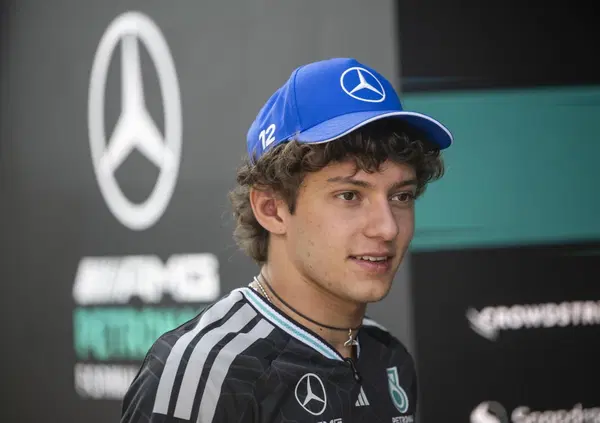 Qualche errore e una classifica da incubo, cos&rsquo;&egrave; successo a Kimi Antonelli in Ungheria? Tutta &ldquo;colpa&rdquo; di una scelta Mercedes, ma&hellip;
