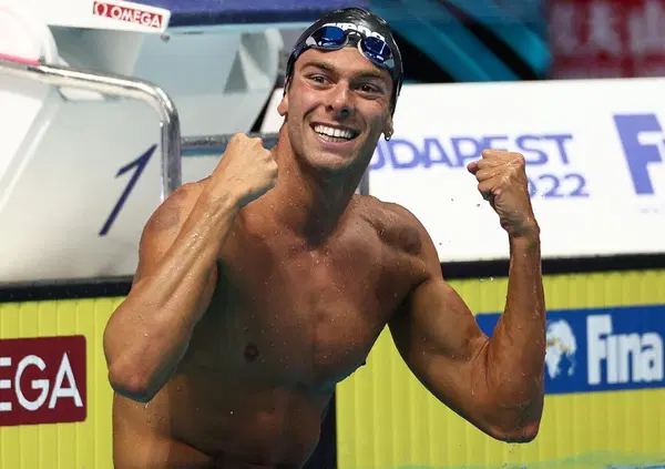 Ma quanto &egrave; &ldquo;nature&rdquo; Greg Paltrinieri? Oggi quarto nella 10 KM dell&rsquo;europeo di Parigi dopo i gatti morti nella Senna e tutto il resto: &ldquo;Preservativi alle olimpiadi? Accanto ai cucchiai&rdquo;