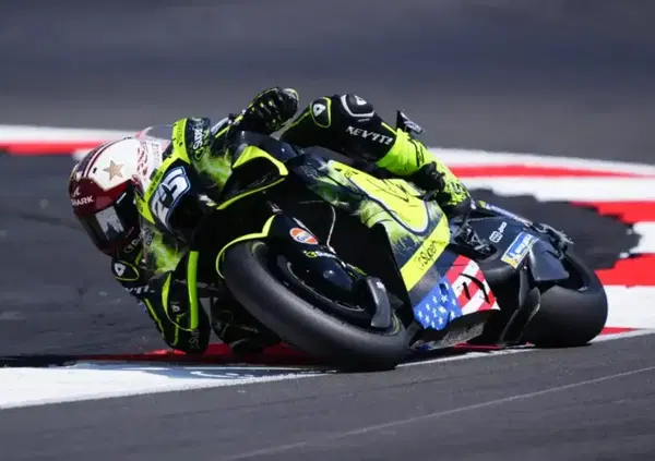 La lezione di Silverstone &egrave; una domanda: che ci fai con le gomme quando hai cuore, muscoli, nervi e queste Aprilia?