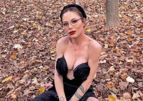 Naike Rivelli attacca Rita De Crescenzo ma poi fanno pace: &ldquo;Ha infranto la legge senza saperlo, il suo &egrave; stato un gesto di cuore. Il vero problema &egrave; il sistema&rdquo; 