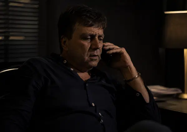 A noi aveva detto: &ldquo;Se sono stato io, &egrave; stato Ranucci&rdquo;. Ora ha confessato, &egrave; il mandante della bomba, e alla domanda se il conduttore sapesse dell'attentato il suo avvocato si irrigidisce. &Egrave; l'ennesima giocata alla Lavitola?