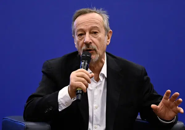 Signori, se Ranucci dovesse saltare a &ldquo;Report&rdquo; metteteci Riccardo Iacona. Ha la storia, le competenze ed &egrave; fuori dal totonomi delle politica