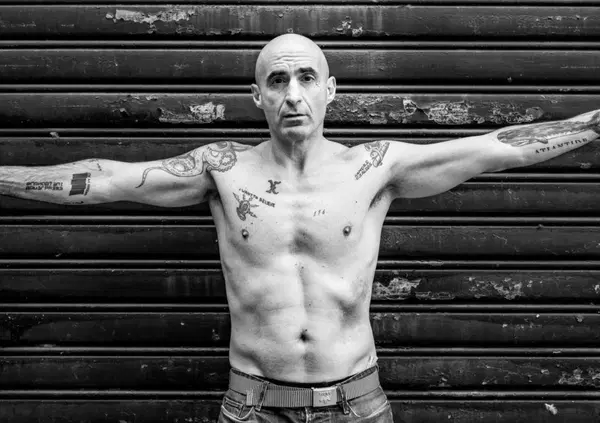 Lo scrittore olimpico Gianni Miraglia d&agrave; l&rsquo;estrema unzione al calcio italiano: &ldquo;Serie A e Nazionale sono morte, lunga vita alla divina estetica di Sinner, Kimi, Ceccon e gli atleti del cambiamento (anche genetico)&rdquo;