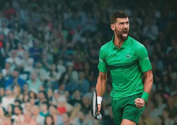Novak Djokovic &egrave; su Prime: il guastafeste che disturb&ograve; l&rsquo;ordine del tennis, la lotta contro il &ldquo;mai abbastanza&rdquo; e il legame viscerale con la sua Serbia