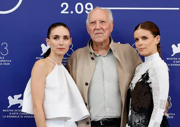 Abbiamo visto e pensato per un giorno intero a Bucking Fastard di Werner Herzog: &egrave; il pi&ugrave; lynchiano dei mondi qui alla Mostra del cinema di Venezia