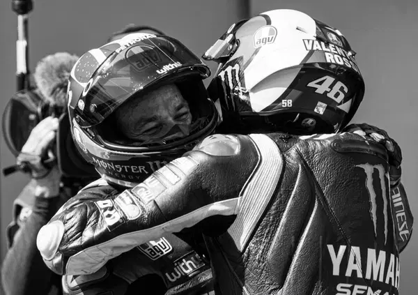 Figli della stessa sabbia: Morbidelli che va, Bulega che arriva e quel messaggio di Vale e VR46 &ldquo;oltre la pista&rdquo; (su sostanza e emozioni)