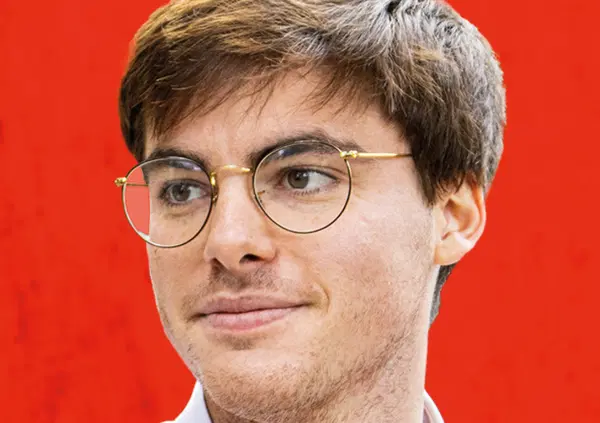 &ldquo;Ma chi l&rsquo;ha detto che il Pd &egrave; moderato? Non rinnego le radici comuniste&rdquo;. Intervista totale a Paolo Romano, l&rsquo;enfant prodige della sinistra: &ldquo;Conte e il woke? Uno che &egrave; stato con Salvini al governo non pu&ograve; intestarsi battaglie di sinistra&rdquo;. E su Renzi&hellip;