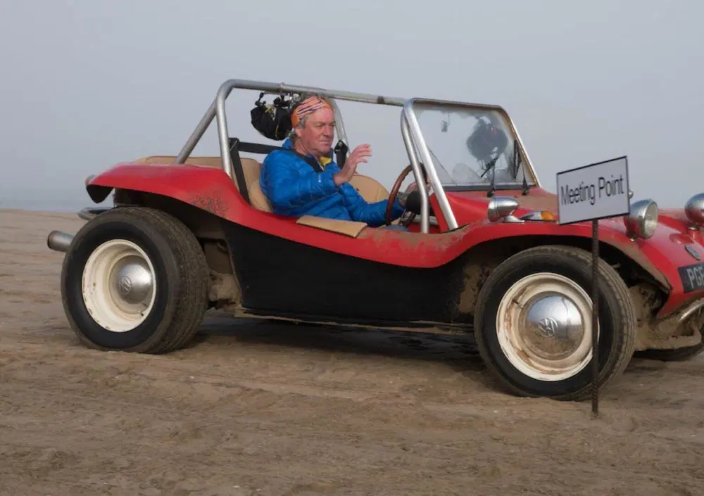 James May e la Beach Buggy: la terapia migliore? Guidare senza tecnologia
