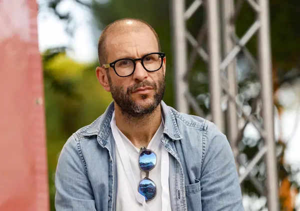 Signori, Francesco Cancellato ospite di Giovent&ugrave; Nazionale &egrave; una notizia e vi spieghiamo perch&eacute;: dalla strategia anti Vannacci della Premier al cambio di passo de Il Giornale