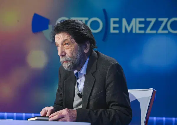 Massimo Cacciari predica bene ma razzola male: in tv vuole il compromesso su Ucraina-Russia, ma nei libri sogna l&rsquo;Apocalisse