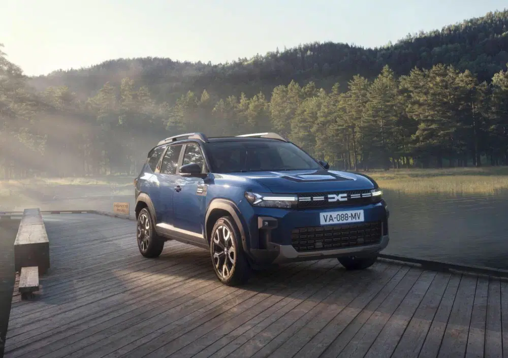 Dacia Bigster Hybrid-G 150 4x4, ibrido, GPL e trazione integrale elettrica nello stesso SUV: come funziona