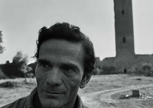 Compri la casa di Pasolini, ci metti un milione e lo Stato ti caccia dicendo che Pier Paolo era un abusivo. Allora ce la meritiamo Wanna Marchi