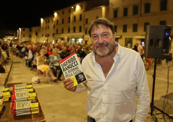 Gli stracci su Report volano sempre pi&ugrave; alti, l'accusa pesantissima di Giovanna Boursier: &ldquo;Ci voleva Lavitola per farvi dire qualcosa, siete stati zitti per anni&rdquo;. E Nerazzini tira un'altra bordata 
