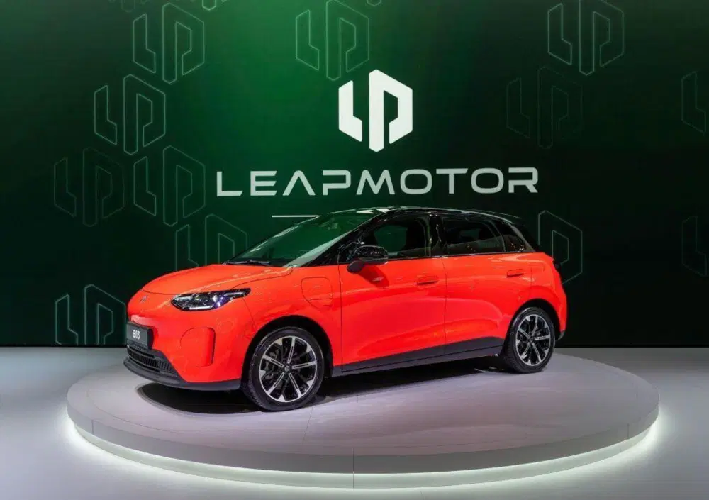 Leapmotor B03, debutta al Salone di Parigi: ecco la risposta cinese ai dazi europei