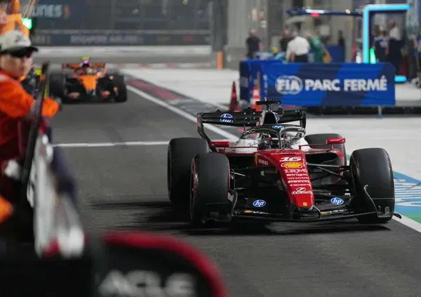 &ldquo;Tutte queste domande alla McLaren non le avete fatte&rdquo;: ok, ma perch&eacute; Frederic Vasseur a Singapore ha sfanc*lato (ancora) i giornalisti che gli chiedevano di Ferrari?