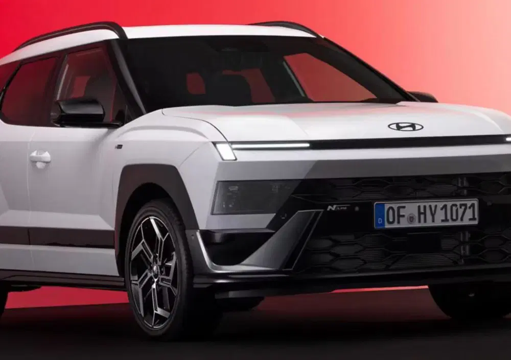 Hyundai Bayon N Line, il SUV cambia volto: design più sportivo, interni digitali e arriva la full hybrid