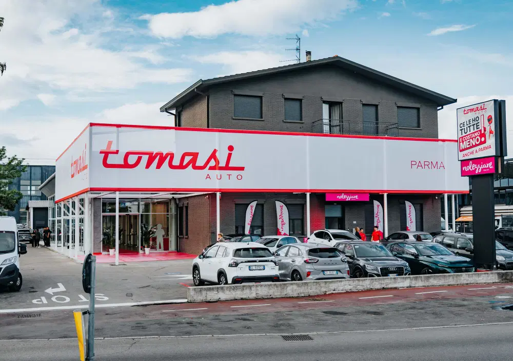 Tomasi Auto apre a Parma: nuovo maxistore di auto usate nella Motor Valley