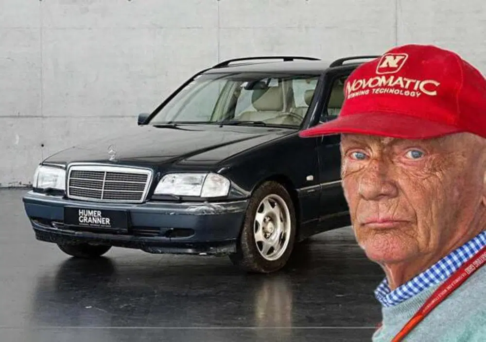 Niki Lauda, all’asta la sua Mercedes a meno di 8.000 euro: ma c’è un dettaglio da non sottovalutare