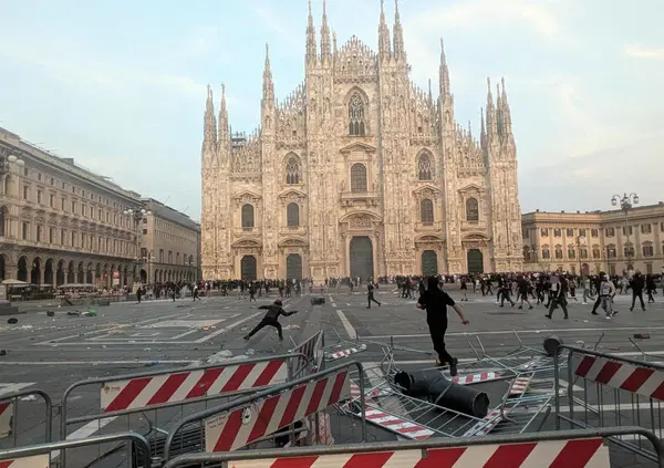 Russi, fascisti, terroristi, smascherati i capi del &ldquo;Movimento 17 ottobre&rdquo;? Li abbiamo chiamati ed ecco cosa abbiamo scoperto. Pensavamo fosse guerra ibrida, invece erano dei cialtroni (gli hacker)